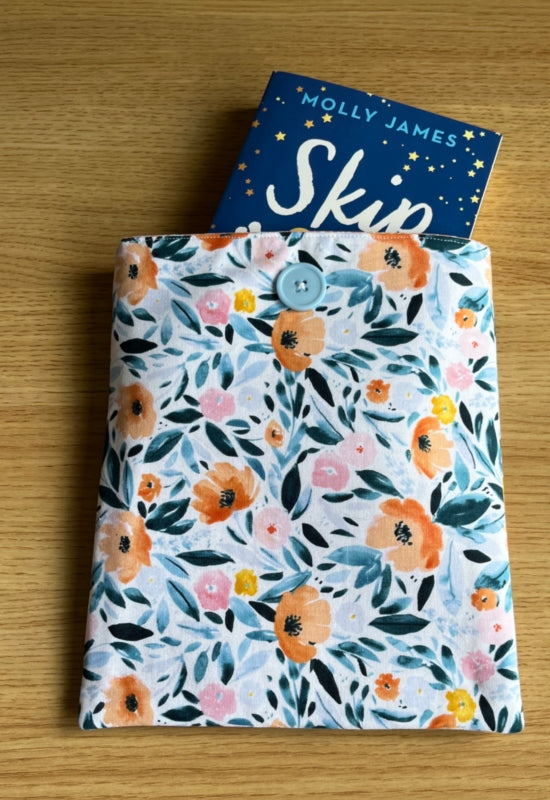 Georgia Peach book sleeve