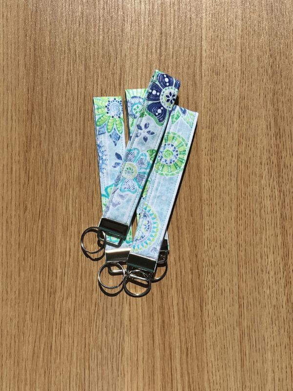 Turquoise Garden Breeze Wristlet Keychain