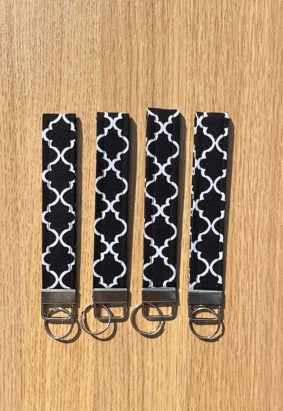 Black and White Wristlet Keychain