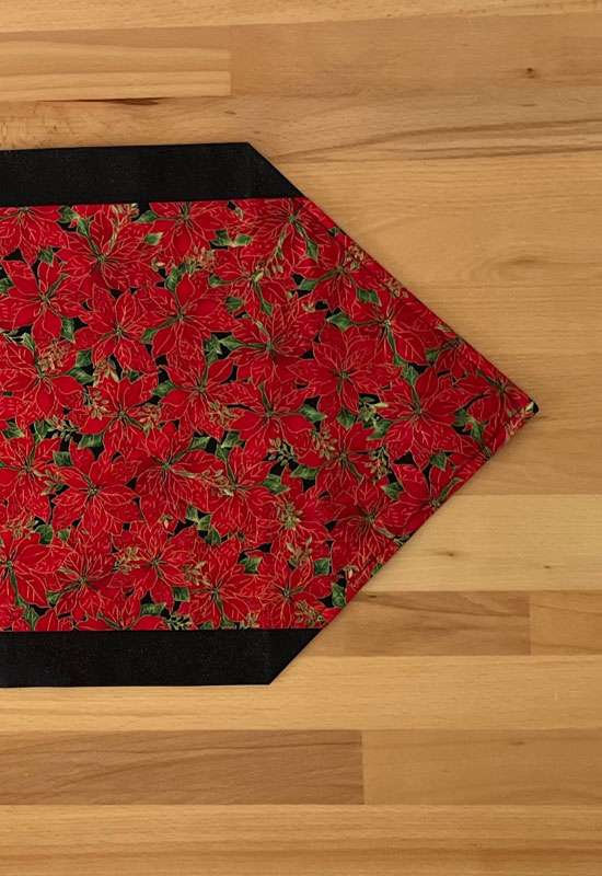 Poinsettia Table Runner w/ Black & Gold Fleck Border